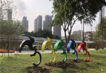 拉絲賽車雕塑廠家 鏤空創意擺件 別墅區不銹鋼賽車雕塑廠