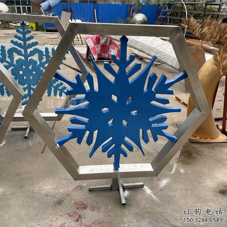 街道雪花雕塑廠家 現(xiàn)代擺件 鏡面不銹鋼雪花雕塑生產(chǎn)