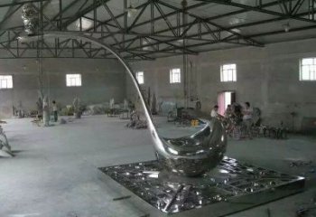 現代湯匙雕塑廠家 大型別墅區擺件 不銹鋼戶外湯匙雕塑廠