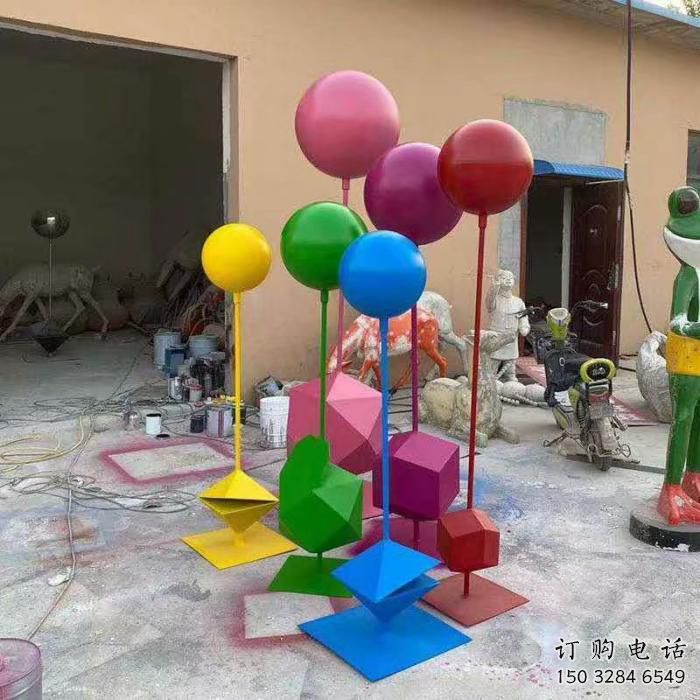 戶外氣球雕塑廠家 噴漆小品 幾何氣球雕塑廠