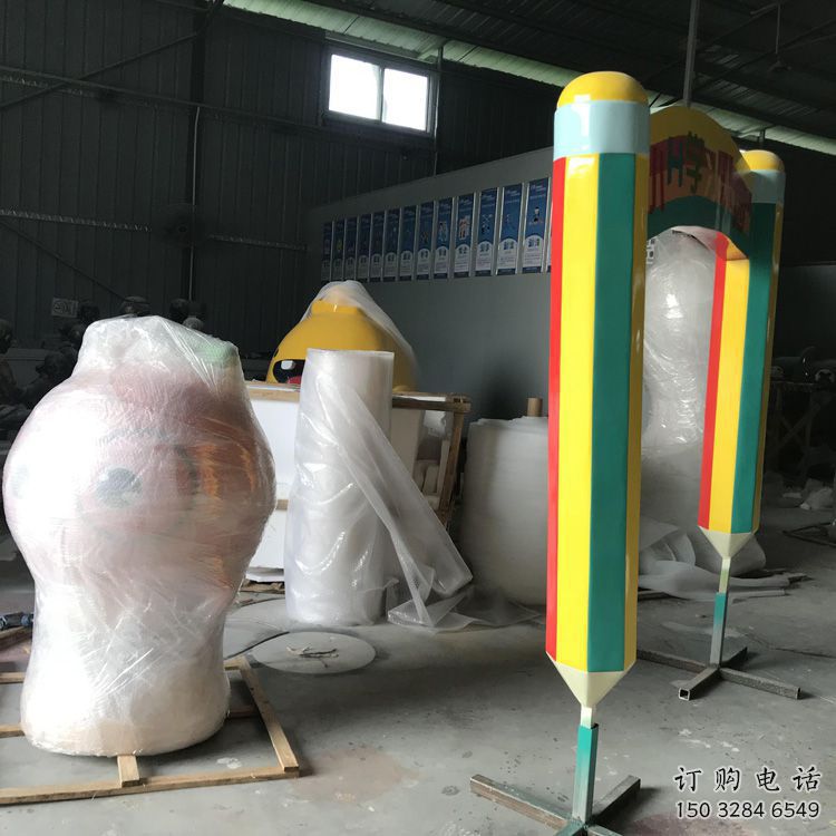 歐式鉛筆雕塑廠家 抽象擺件 體育場不銹鋼鉛筆雕塑廠