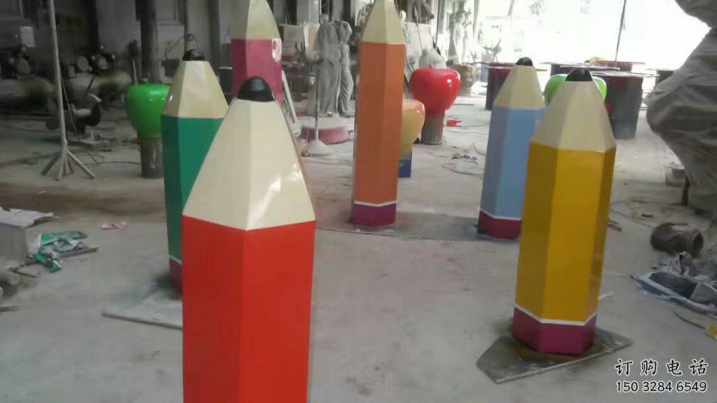 現代鉛筆雕塑廠家 大型別墅區擺件 歐式不銹鋼鉛筆雕塑廠