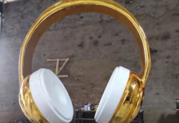 電鍍耳機雕塑廠家 廣場園林擺件 大型不銹鋼耳機雕塑廠