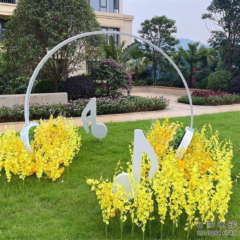 現(xiàn)代耳麥雕塑廠家 大型別墅區(qū)擺件 幾何不銹鋼耳麥雕塑廠