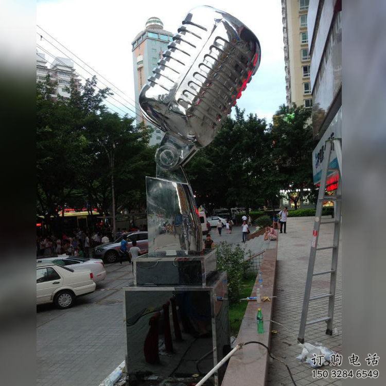 公園話筒雕塑廠家 歐式戶外擺件 中式不銹鋼話筒雕塑廠