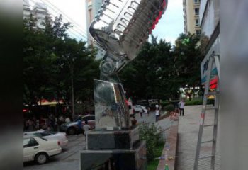 創(chuàng)意麥克風(fēng)雕塑廠家 鏡面小品 公園不銹鋼麥克風(fēng)雕塑廠