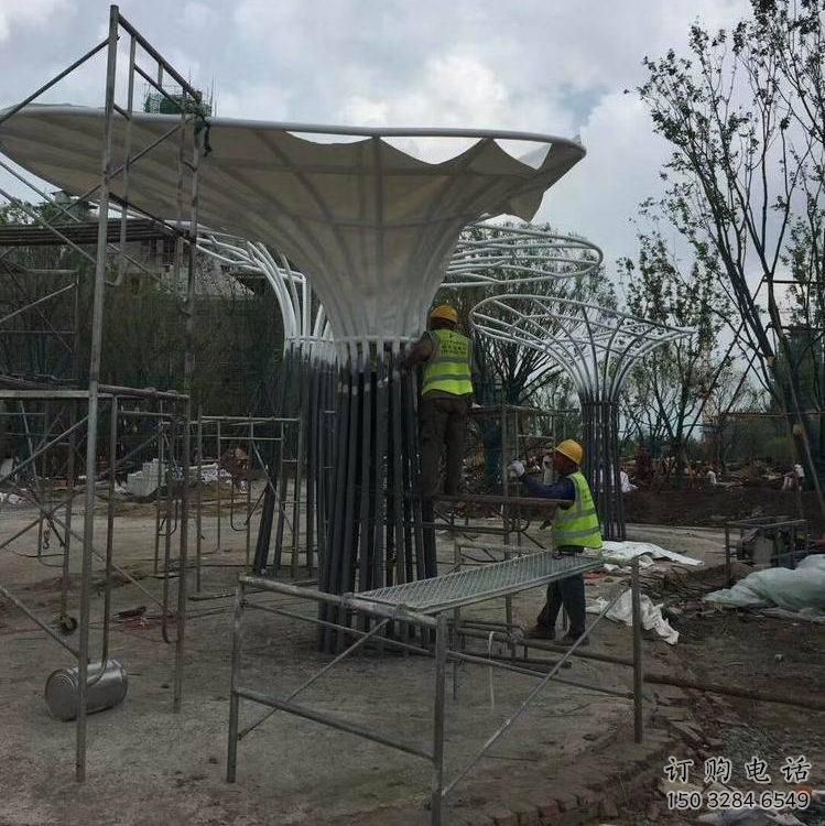 公園花傘雕塑廠家 戶外擺件 大型不銹鋼花傘雕塑定制