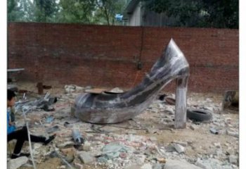 公園高跟鞋雕塑廠家 戶外擺件 鏡面高跟鞋雕塑廠