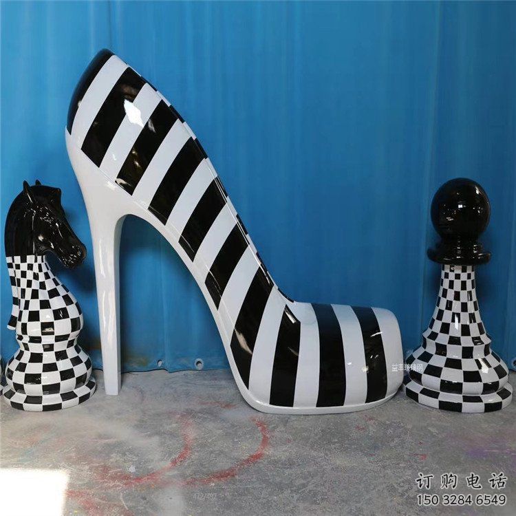 創(chuàng)意高跟鞋雕塑廠家 歐式小品 公園高跟鞋雕塑廠
