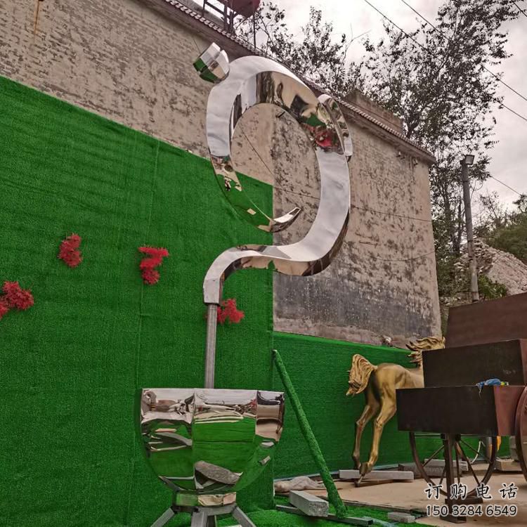 幾何水龍頭雕塑廠家 鏡面創意小品 異形水龍頭雕塑制作