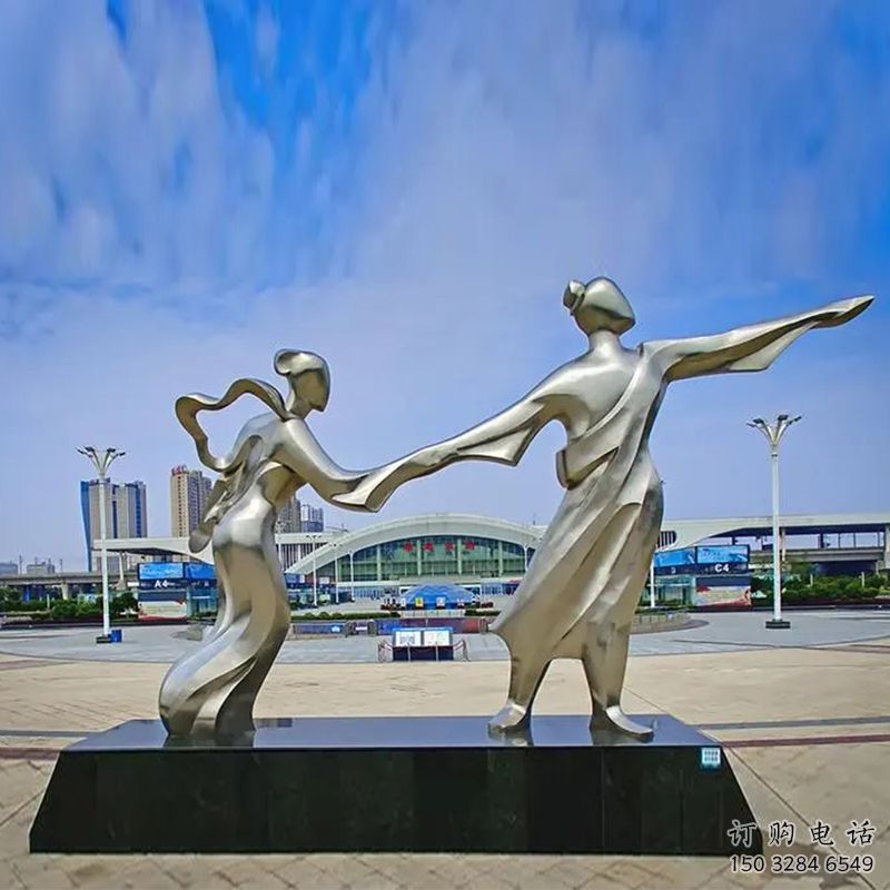 希望一家人雕塑廠家 公園小品 商業街不銹鋼一家人雕塑廠