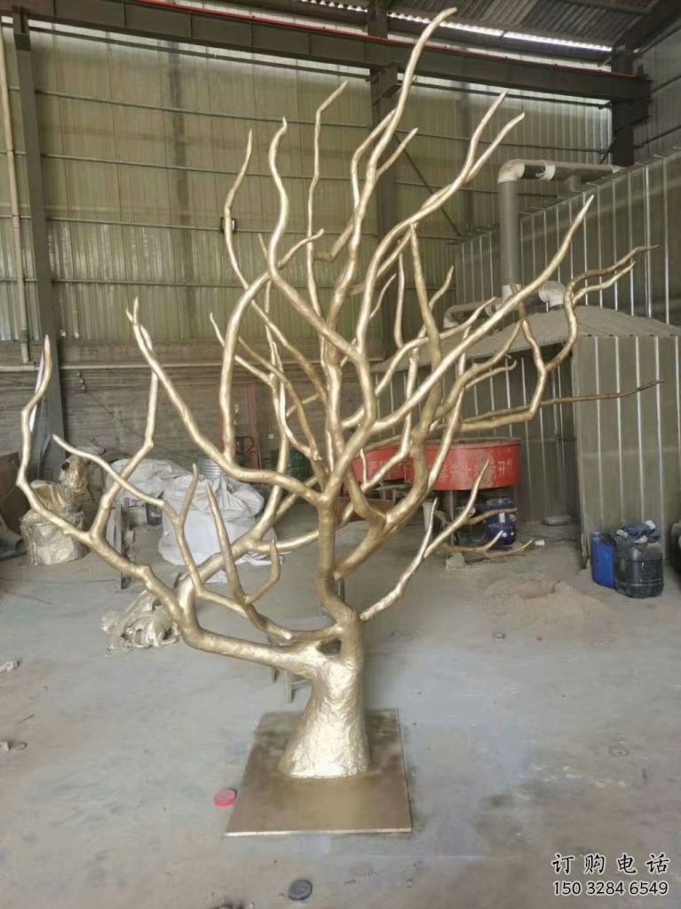 拉絲枯樹雕塑廠家 鏤空創意擺件 別墅區不銹鋼枯樹雕塑廠