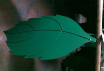 抽象花葉雕塑廠家 創(chuàng)意公園小品 烤漆不銹鋼花葉雕塑廠