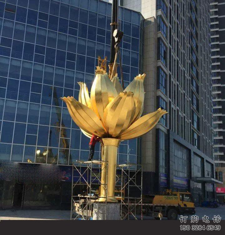 現(xiàn)代花瓣雕塑廠家 大型別墅區(qū)擺件 歐式不銹鋼花瓣雕塑廠