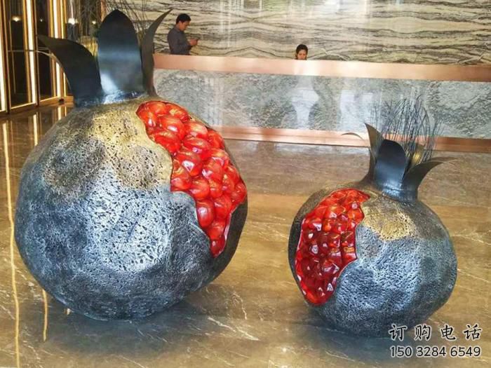 中式石榴雕塑廠家 戶外小品 現代不銹鋼石榴雕塑廠