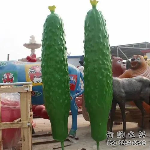 現代黃瓜雕塑廠家 大型別墅區擺件 大型黃瓜雕塑制作
