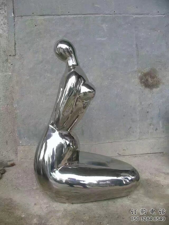 現(xiàn)代女人體雕塑廠家 大型別墅區(qū)擺件 歐式不銹鋼女人體雕塑廠