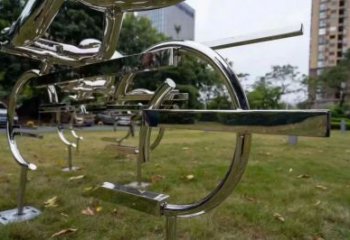 鏡面騎車人雕塑廠家 大型擺件 抽象不銹鋼騎車人雕塑廠