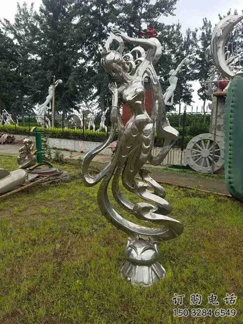 鏡面仙女雕塑廠家 大型擺件  創(chuàng)意不銹鋼仙女雕塑廠