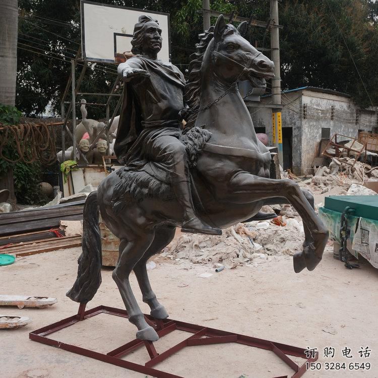 廣場騎士雕塑廠家  仿古小品  大型騎士雕塑特點