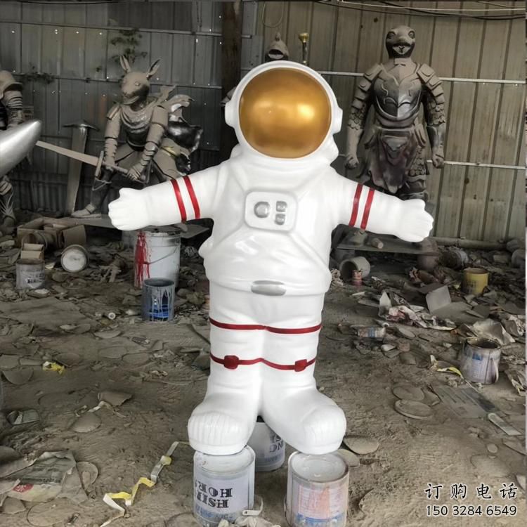 廣場宇航員雕塑廠家  創意小品  大型宇航員雕塑定制