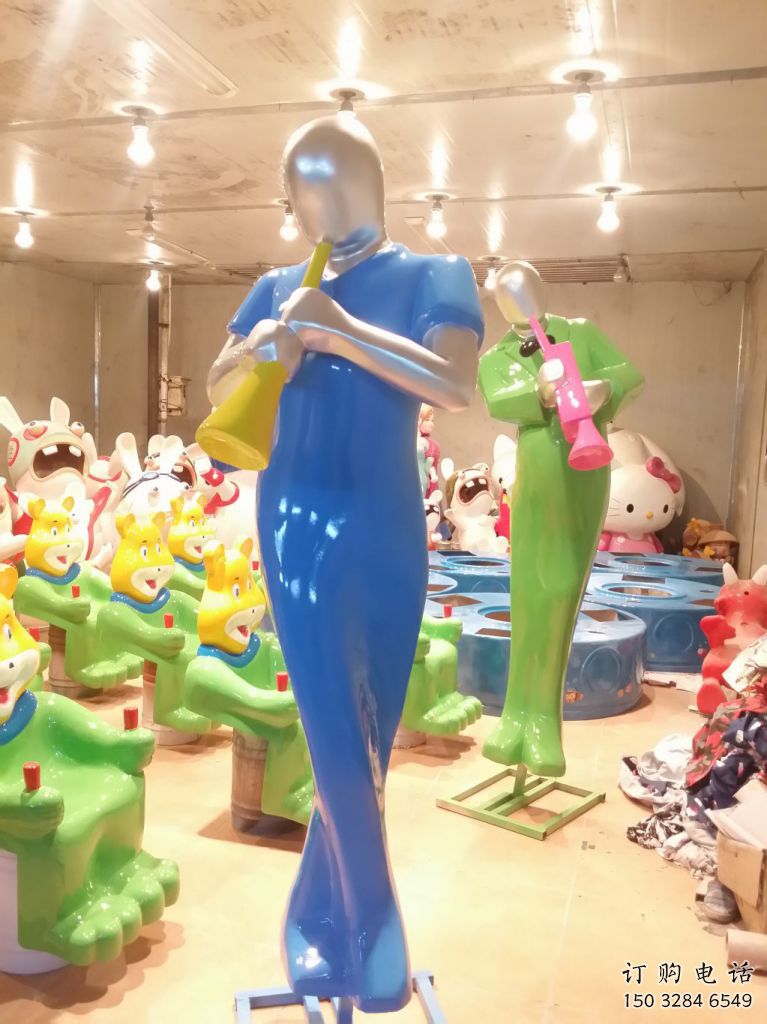 現代音樂人雕塑廠家 大型別墅區擺件 彩繪音樂人雕塑廠