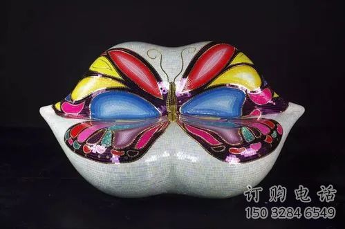 創(chuàng)意嘴唇雕塑廠家  烤漆小品 公園不銹鋼嘴唇雕塑擺件