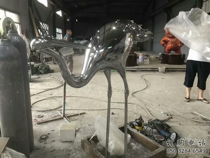 鏡面家禽雕塑廠家 大型擺件  現代不銹鋼家禽雕塑小品