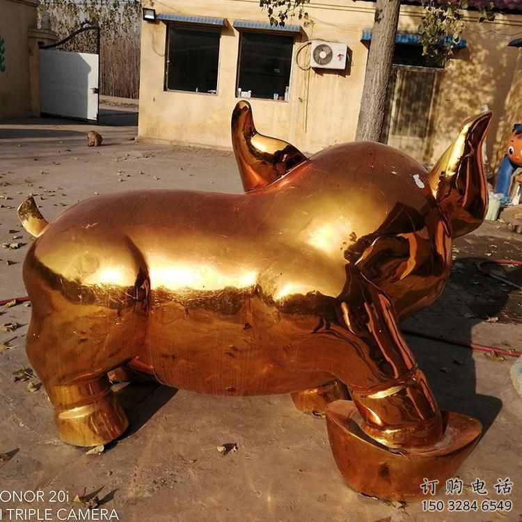 鈦金牛雕塑制造廠家