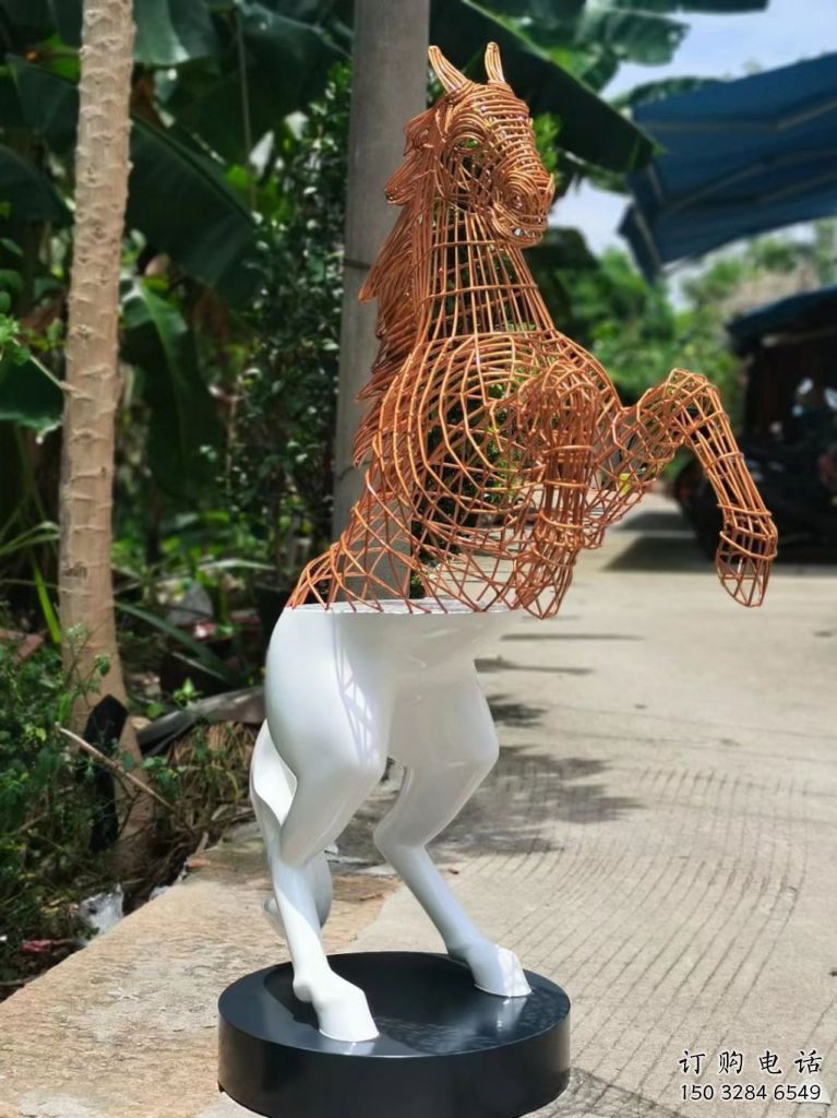 鏤空馬雕塑 動物小品