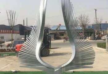 大型翅膀雕塑廠家，鍍銅景觀雕塑，鏡面工藝