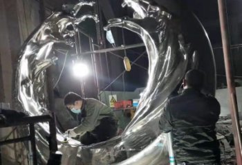 村口浪花雕塑生產(chǎn)廠家 啞光海浪雕塑 公園波浪雕塑制作