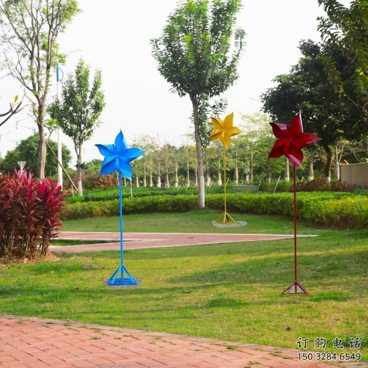 別墅區(qū)風(fēng)車雕塑廠家 大型別墅區(qū)旋轉(zhuǎn)雕塑 剪影旋轉(zhuǎn)雕塑