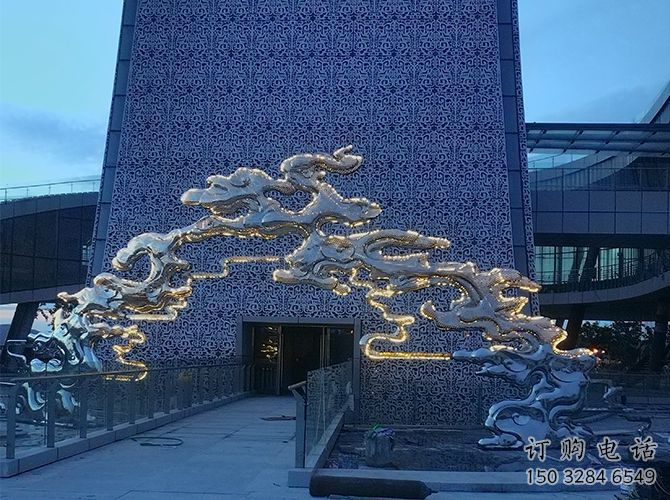 彩繪大門(mén)雕塑 電鍍現(xiàn)代雕塑 公園拱門(mén)雕塑生產(chǎn)商