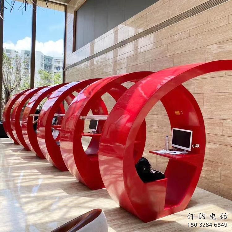 膠卷坐凳雕塑加工，現代美陳裝飾設計