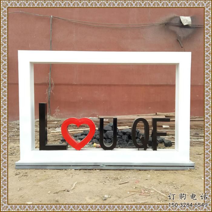 字母宣傳欄雕塑廠家，字體標識雕塑