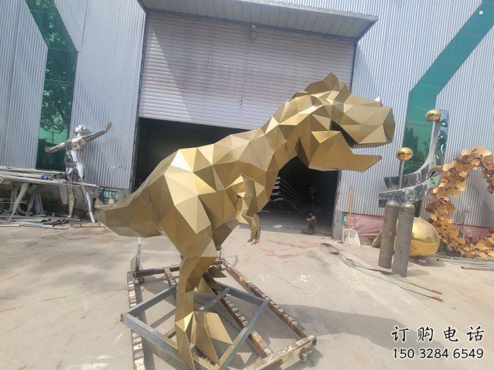 廣場恐龍雕塑供求，露天雕塑，企業(yè)幾何恐龍雕塑標準