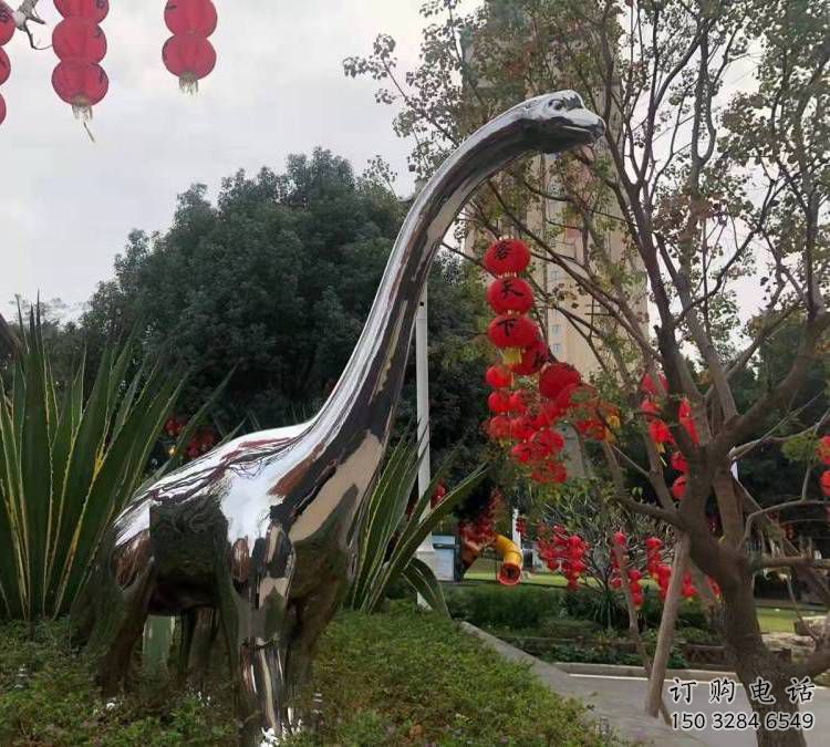 恐龍雕塑通用，花園小品，廣場鏡面恐龍雕塑廠家