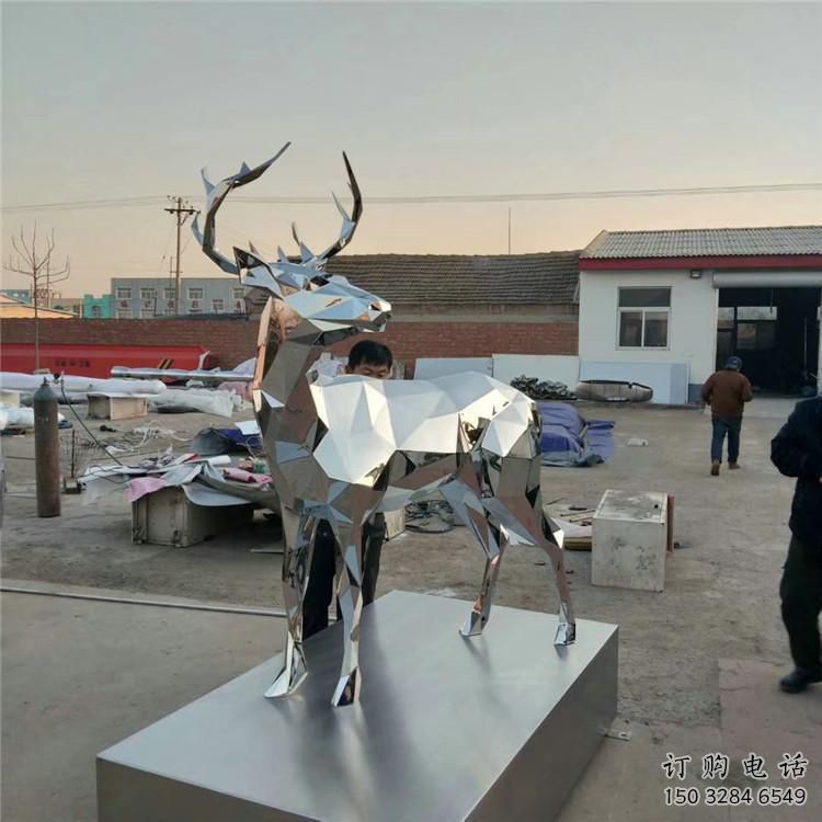 小鹿雕塑供求，景觀雕塑，切面小鹿雕塑制造商