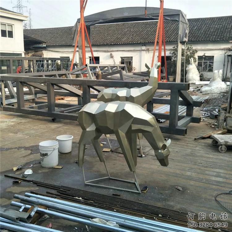 展示小鹿雕塑定制，小區雕塑，切面小鹿雕塑提供