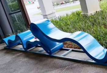 抽象造型坐凳雕塑，不銹鋼烤漆工藝效果