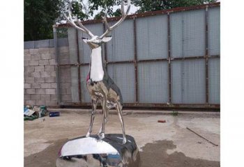 仿真小鹿雕塑制造，白鋼構件，不銹鋼鏡面小鹿雕塑提供