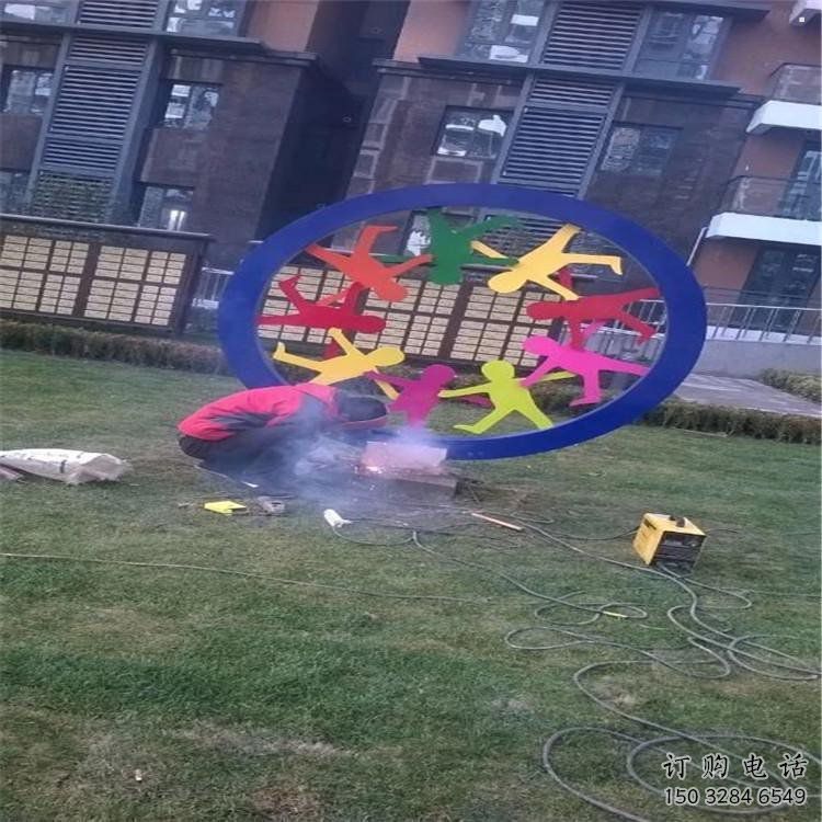 彩繪地球雕塑生產，景區案例，烤漆地球天使雕塑優選