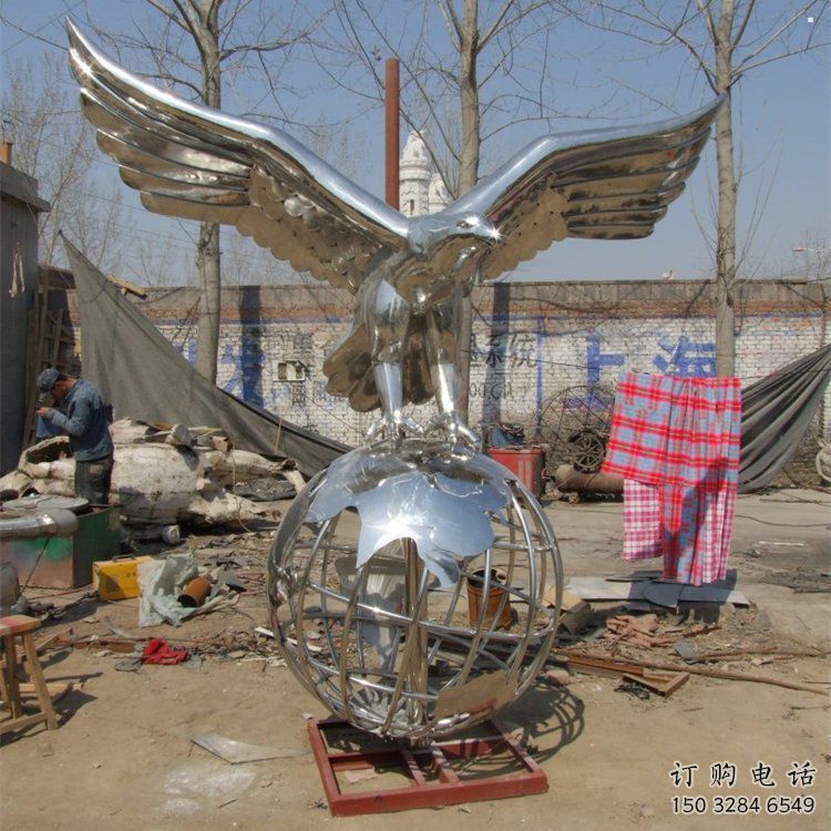 地球儀雕塑通用，多彩藝術，老鷹踩地球儀雕塑廠家