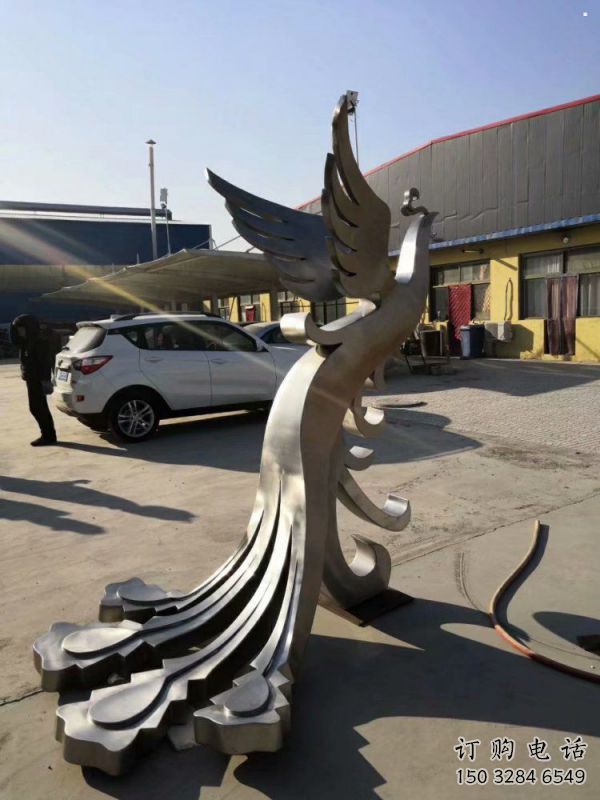 制造鳳凰雕塑廠家，藝術(shù)組合，不銹鋼鳳凰雕塑工程制作