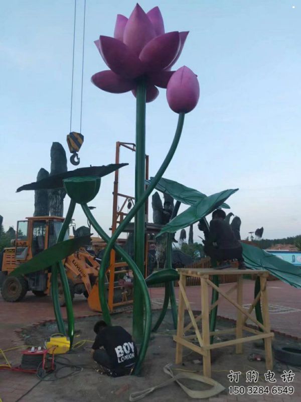 大型荷花雕塑公司，花園小品，荷花雕塑提供
