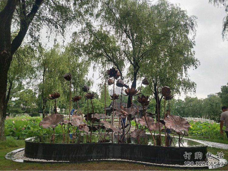 金屬荷花雕塑制作，城市裝飾，銅荷花雕塑標(biāo)準(zhǔn)廠家