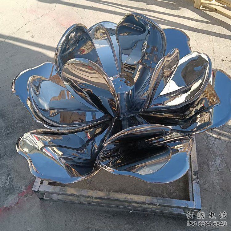花園蓮花雕塑點(diǎn)擊，多彩藝術(shù)，鏡面蓮花雕塑訂做廠家