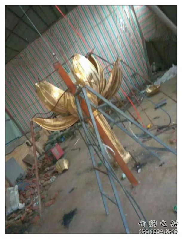 廣場(chǎng)紫荊花雕塑