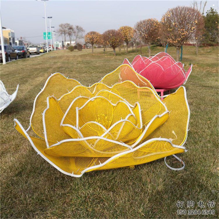 玫瑰花雕塑選用，彩鋼制作，燈光鏤空玫瑰花雕塑制造商